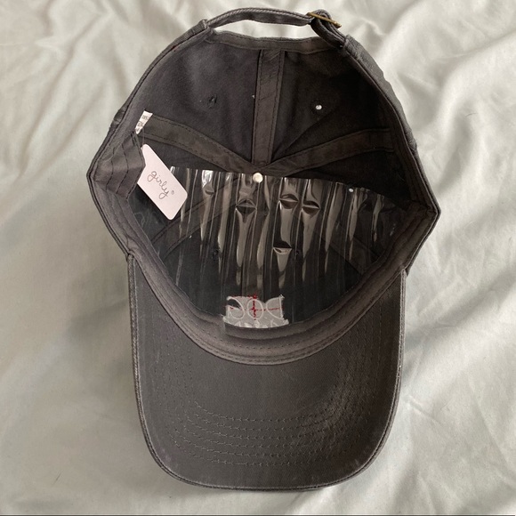 Embroidered DOG MOM distressed gray baseball hat. - Picture 3 of 6